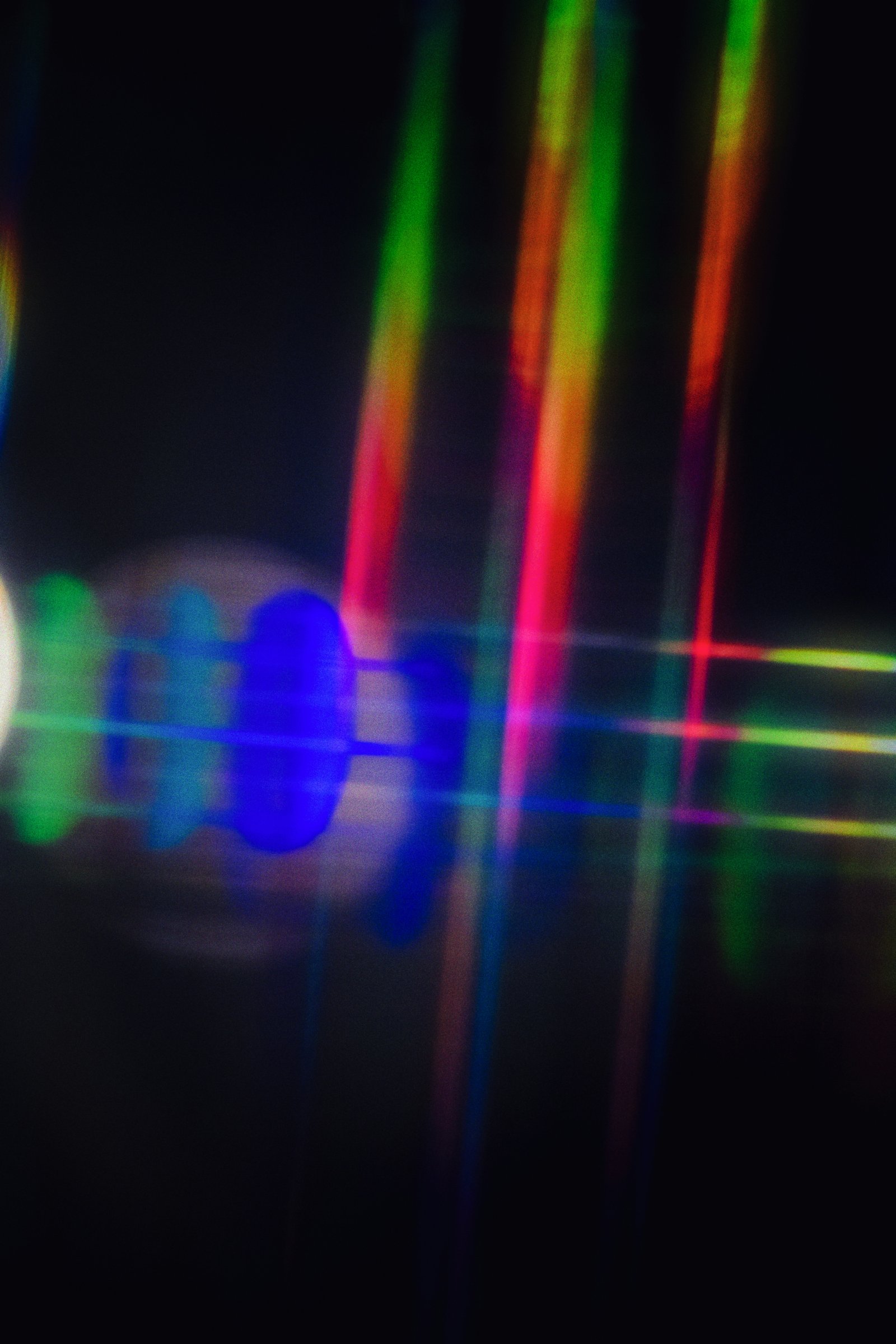 Coloured light beams in an optical experiment